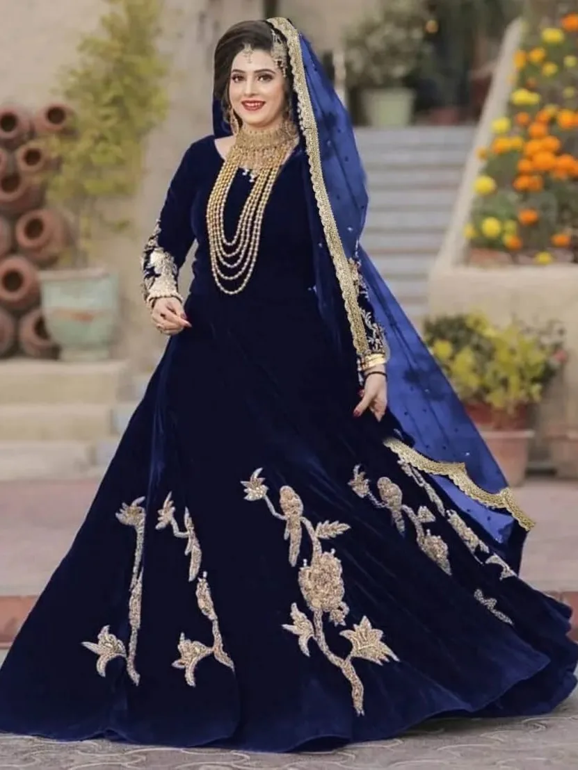 roiii fashion velvet embroidered dress EMBROIDERED Velvet | Velvet Dress main image 0