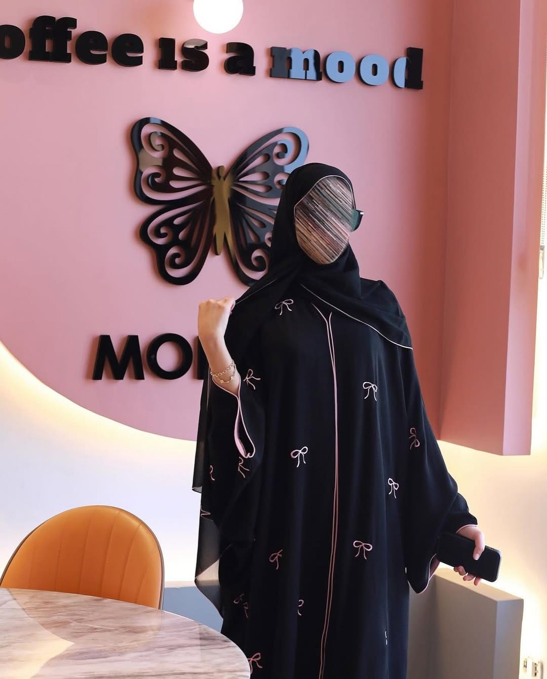 Bow Abaya